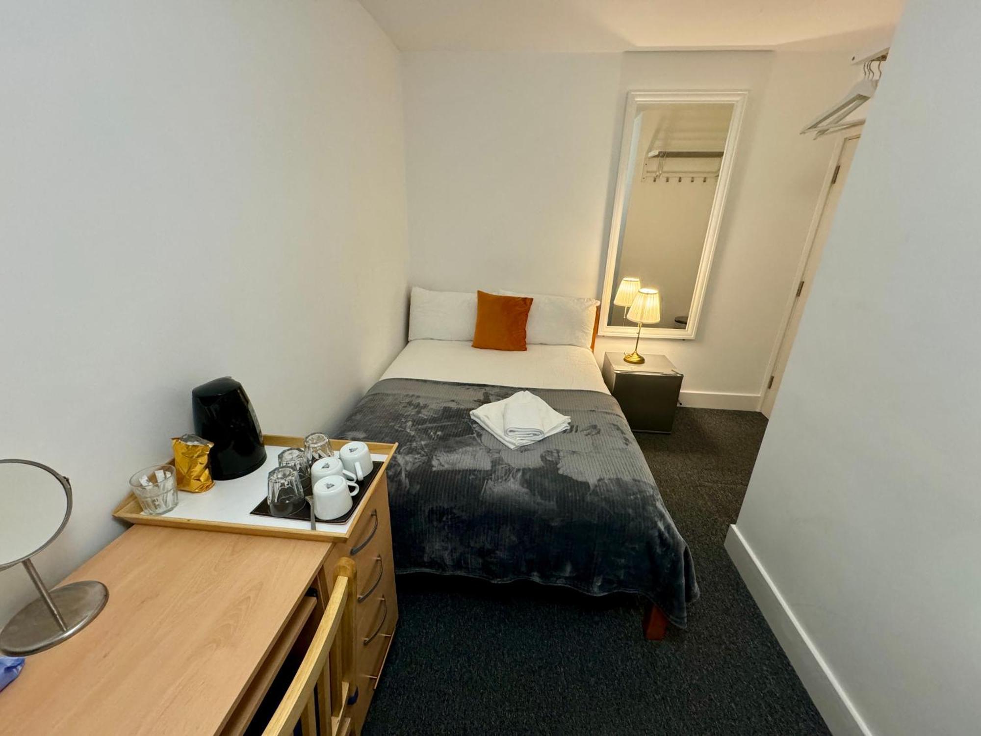Cosmopolitan Comfort Private Bedrooms In Euston 106 Londres Exterior foto